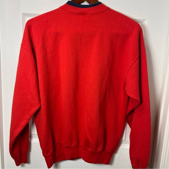 M&C Vintage Sweatshirt Size large A dog is a person “ - Picture 5 of 8